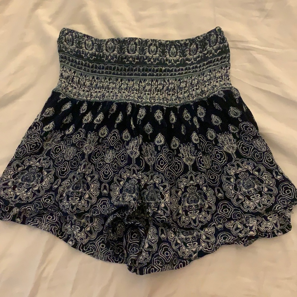 Aqua flowy shorts